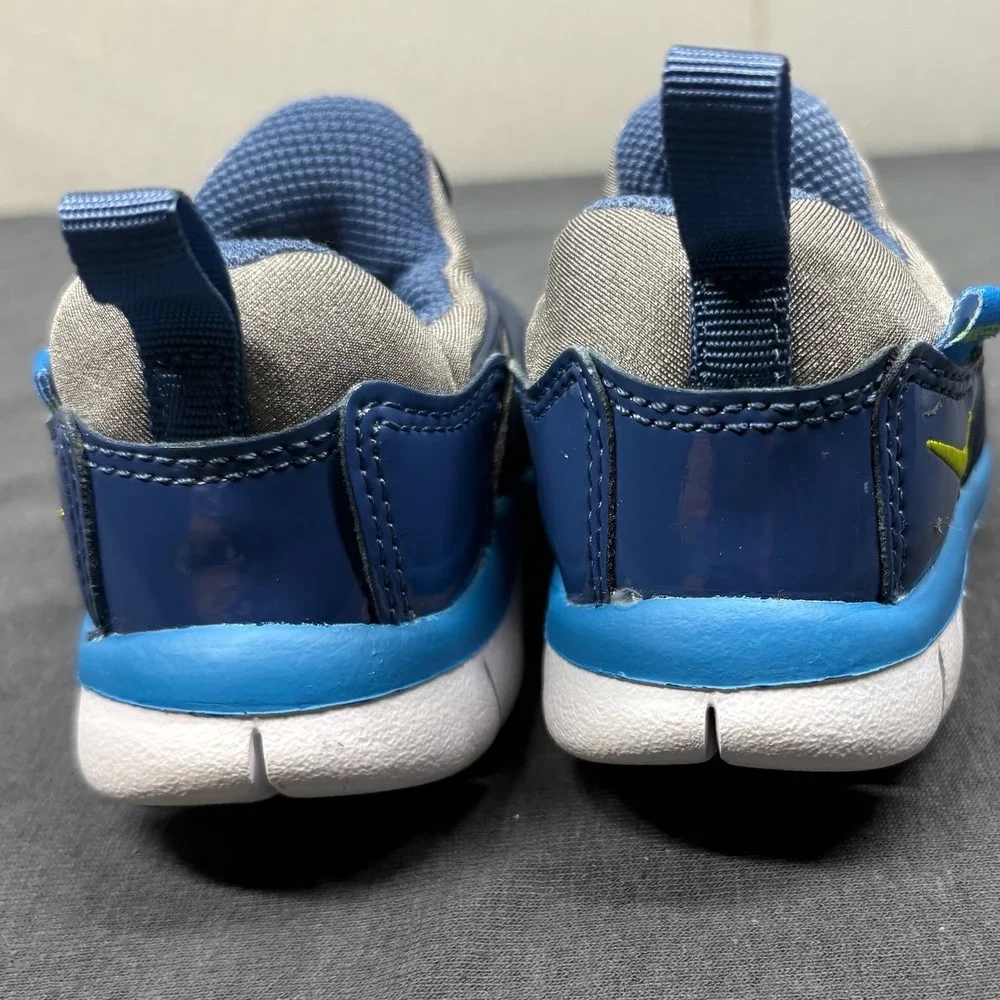Nike Unisex Toddler Dynamo Free Blue Grey Synthetic 3C Athletic Slip On Sneaker
